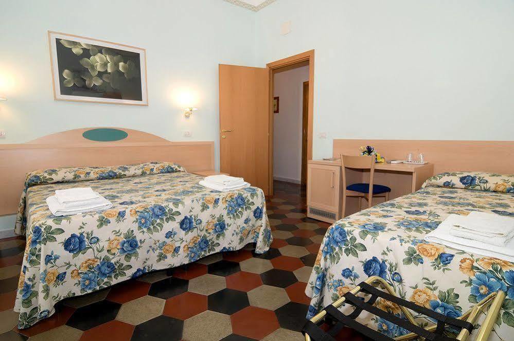 Piumith Guest House Rzym Zewnętrze zdjęcie